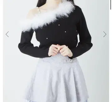 Ank Rouge 키라키라 페더 오프숄더 니트 tops