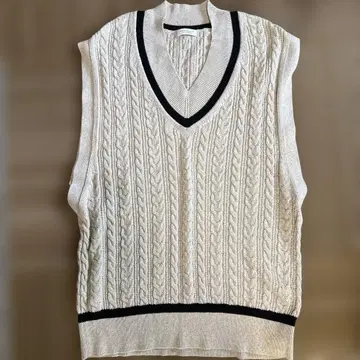 BEAUTY & YOUTH 케이블 짜임 니트 베스트