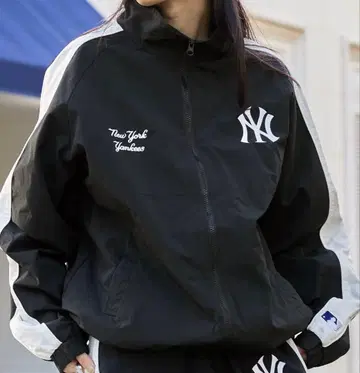 NYC YANKEES 나일론 자켓 M 사이즈
