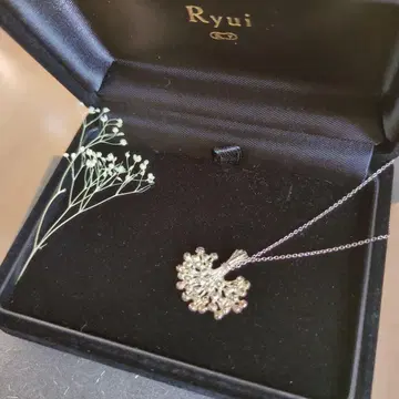 [ 새상품급 ] Ryui 부케 실버 펜던트 목걸이