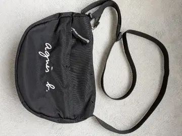 에네스베 빅 로고 미니 숄더백 나일론 블랙