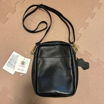 미사용 새상품 [ COOCO ] 소가죽 숄더백