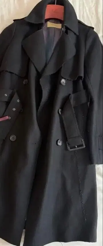 투모로우랜드 DESPRES 트렌치코트