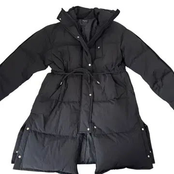 새상품급 유나이티드 도쿄 다운 다운코트 블랙