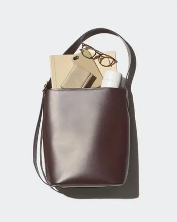 유니클로 2WAY 숄더백 심플 토트백 블랙