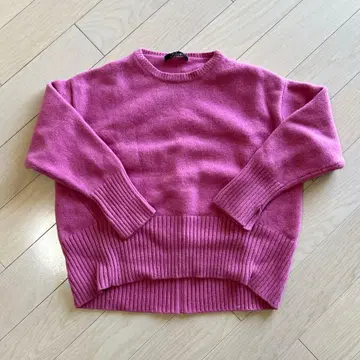 새상품급 어반리서치 로쏘 엑스트라 파인 심 디자인 니트 핑크