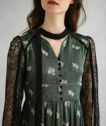 UNITED TOKYO 맥시멈 플라워 자카드 드레스