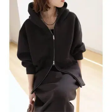 슬로브 이에나 볼륨 집업 후디