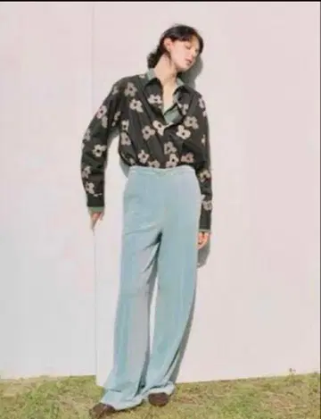 민트 그린 플레어 팬츠