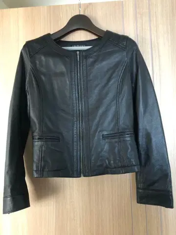 INDIVI 블랙 가죽 자켓 38