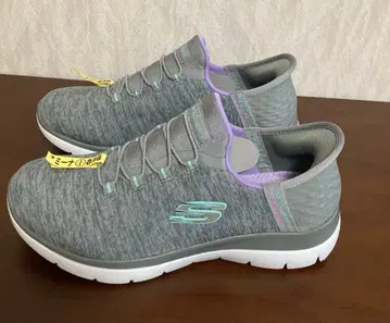 SKECHERS 슬립인즈 스니커즈 22.5cm 클리닝 완료