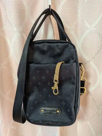 메메자와 숄더백 블랙