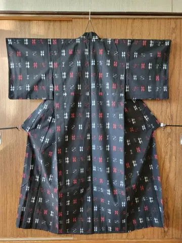 블랙 기모노와 겉옷 세트 울