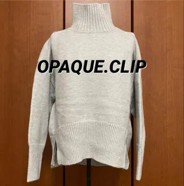 새상품급 OPAQUE.CLIP 그레이 터틀넥 니트 사이드 슬릿 L