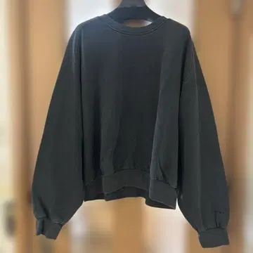 EKAL 피그먼트 맨투맨 풀오버 그레이