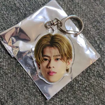 D리그 CyberAgent Legit TAKUMI 페이스 키링