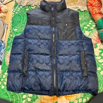 네이비 블랙 퀼팅 베스트