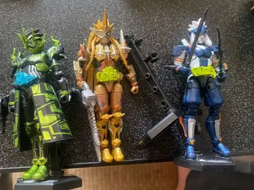 소도 가면라이더 이그제이드 피규어 세트 SO-DO