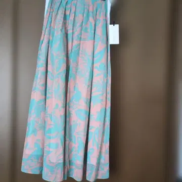 그레이스 콘티넨탈 스커트