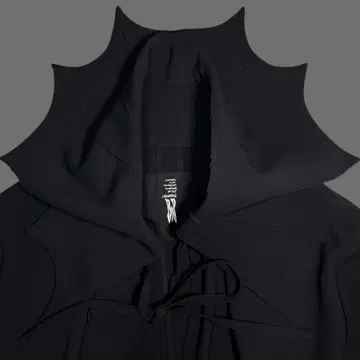 Black peace now Dracula cloak