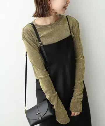 SLOBE IENA 시어 플로키 크루넥 롱 TEE