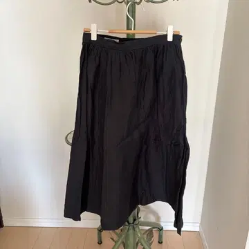 MARGARET HOWELL 블랙 플레어 스커트 I