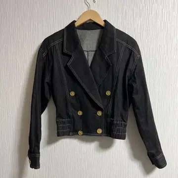 ELLE SPORTS 미들 기장 더블 데님 자켓 각인 골드 버튼