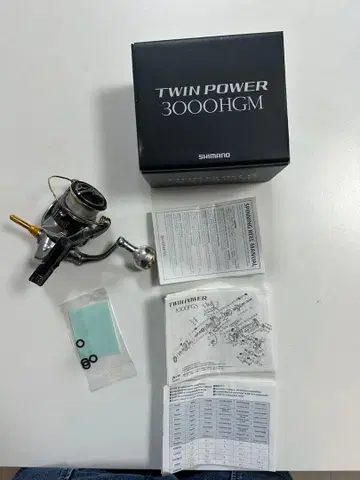 SHIMANO TWIN POWER 3000HGM