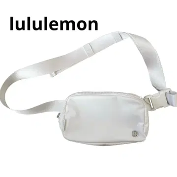 lululemon 룰루레몬 화이트 바디백