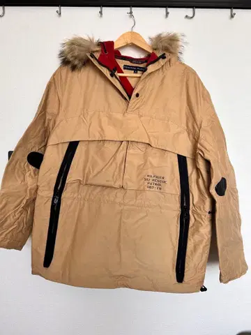 TOMMY HILFIGER 베이지 마운틴 후드티 퍼 포함