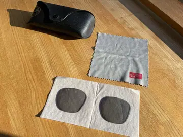 레이밴 그레이 렌즈 케이스