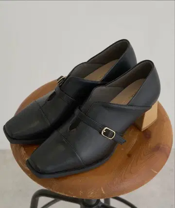 ORiental TRaffic 벨트컷 펌프스