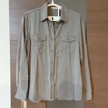 MOUSSY 그레이 긴팔 셔츠 마우지 자수 프린트 프리 사이즈