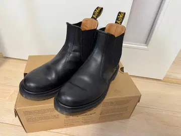 블랙 사이드 고어 부츠 가죽 닥터마틴