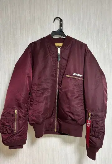 XLARGE ALPHA INDUSTRIES MA1 버건디