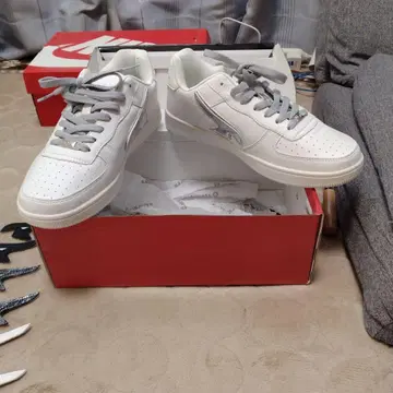 AIRWALK 화이트 스니커즈