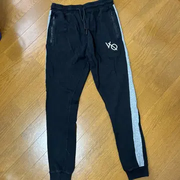 뱅퀴시 피트니스 (VANQUISH FITNESS) 조거 팬츠