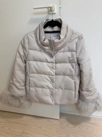 M-premierBLACK 라이드 그레이 퍼 다운 자켓 38