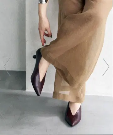 LE TALON 4.5cm 포인트 하이 범프 펌프스