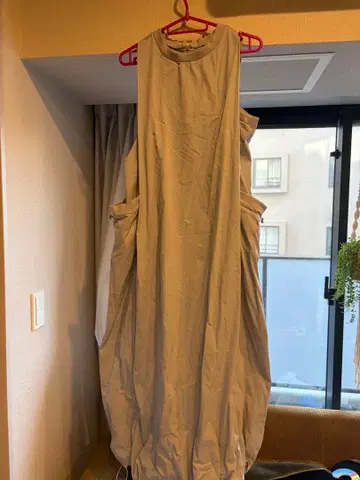 willfully 슬리브리스 롱 원피스 그레이 프리 사이즈