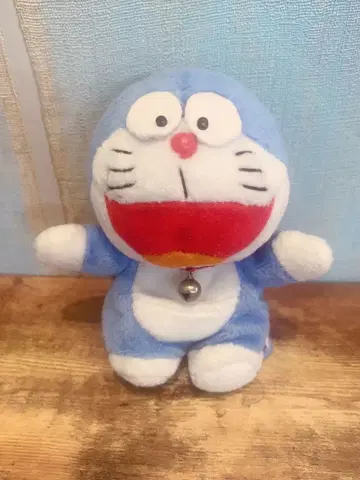 레트로 도라에몽 미니 백팩 봉제 인형 1997년