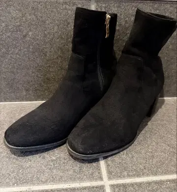 블랙 스웨이드 하이힐 부티