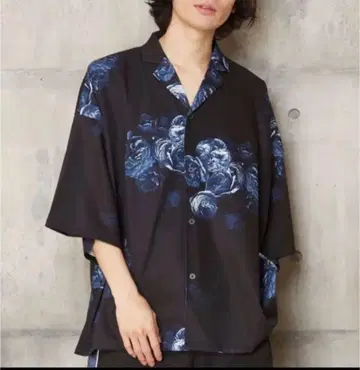 [ 새상품급 ] unrelaxing 꽃무늬 셔츠 파랑