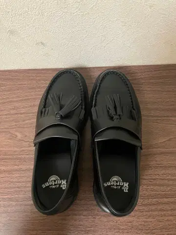 닥터마틴 ADRIAN 태슬 로퍼