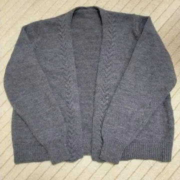 북유럽, 생활의 도구점 케이블 짜임 가디건 그레이