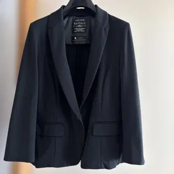 새상품급 Reflect 블랙 테일러드 자켓