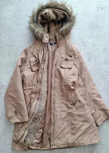 C.P.A. 퍼 라이너 부착 모즈 코트 3way 후드 부착