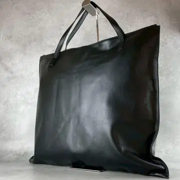 컨디션 최상/대용량 JIL SANDER 질 샌더 지퍼 토트 가죽 블랙