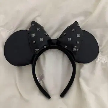 스터드 장식 블랙 미니 머리띠