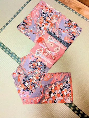 꽃무늬 코몬의 사랑스러운 기모노 핑크 계열 순수 실크 빈티지 앤티크